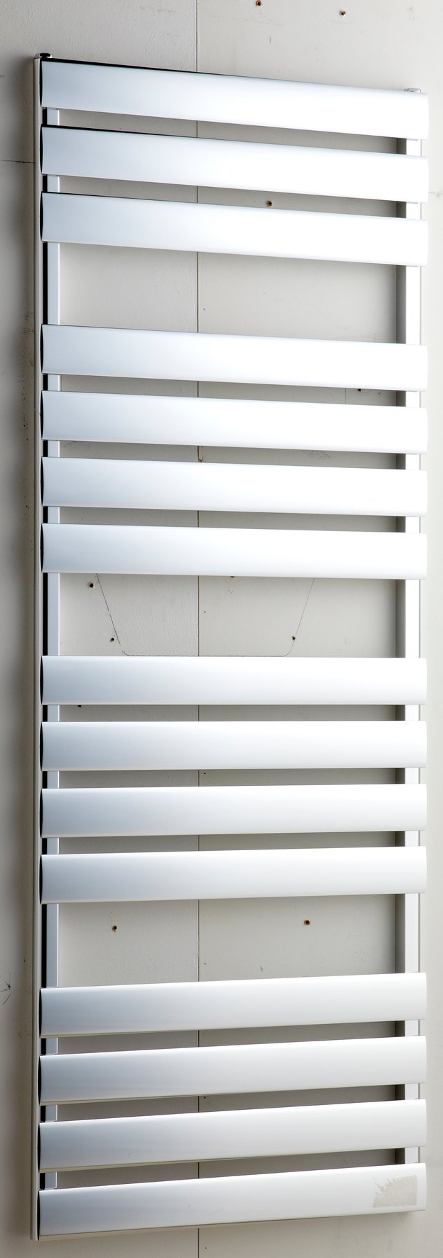 Sèche-serviettes eau chaude alu, 558 W, H.142 x l.52.3 cm Modena chromé