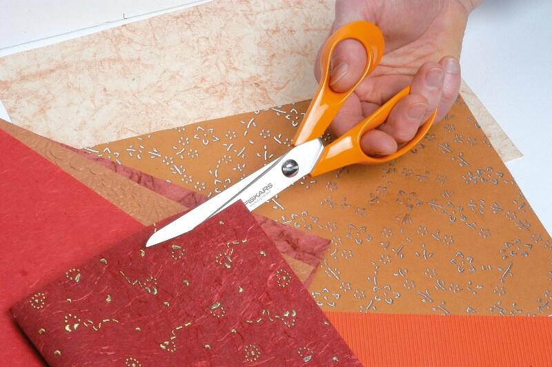 Ciseaux universels droitiers FISKARS Classic 21 cm - 3