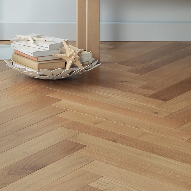 Parquet contrecollé chêne blond vitrifié S bâton rompu BROCELIANDE l.9cm