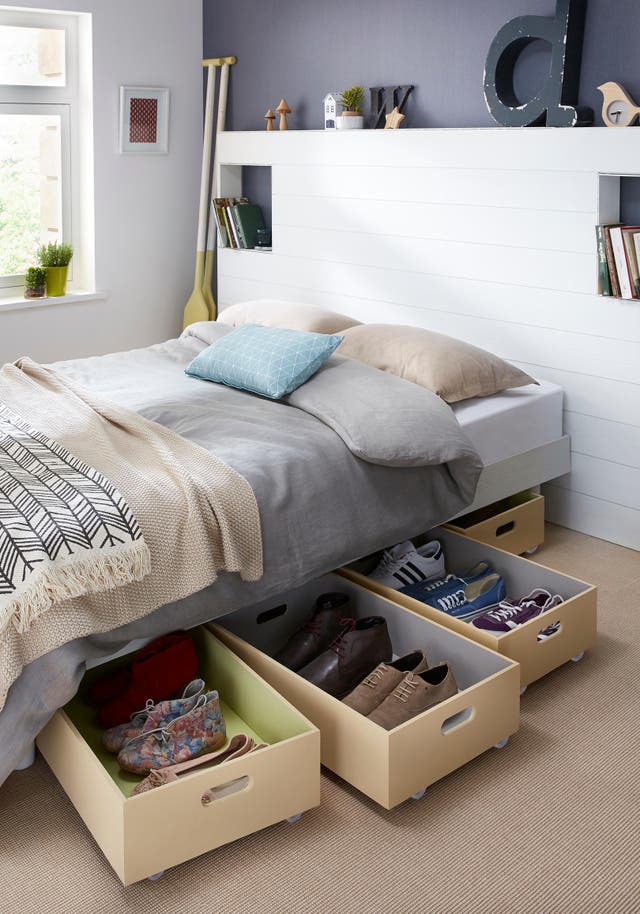 photo d'un lit avec rangements