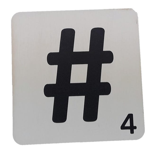 Lettera magnetica nera su fondo bianco 5 cm di altezza del carattere Lettera magnetica nera su fondo bianco 5 cm di altezza del carattere
