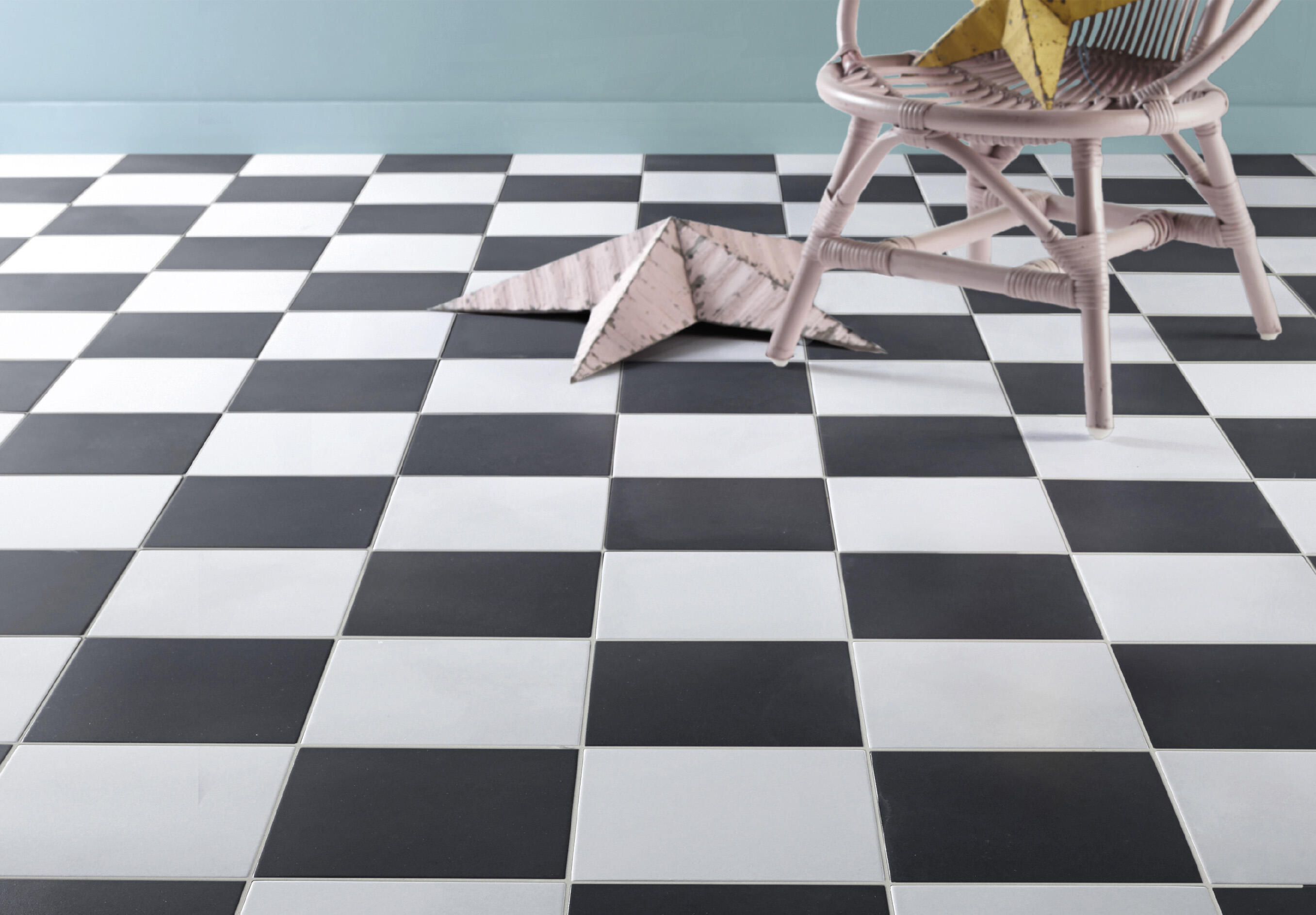 Piastrella da pavimento e rivestimento interno 20 x 20 cm Sp. 8.2 mm Gatsby in gres porcellanato smaltato nero opaco traffico medio forte (pei 3/5) 1.42 mq - 3