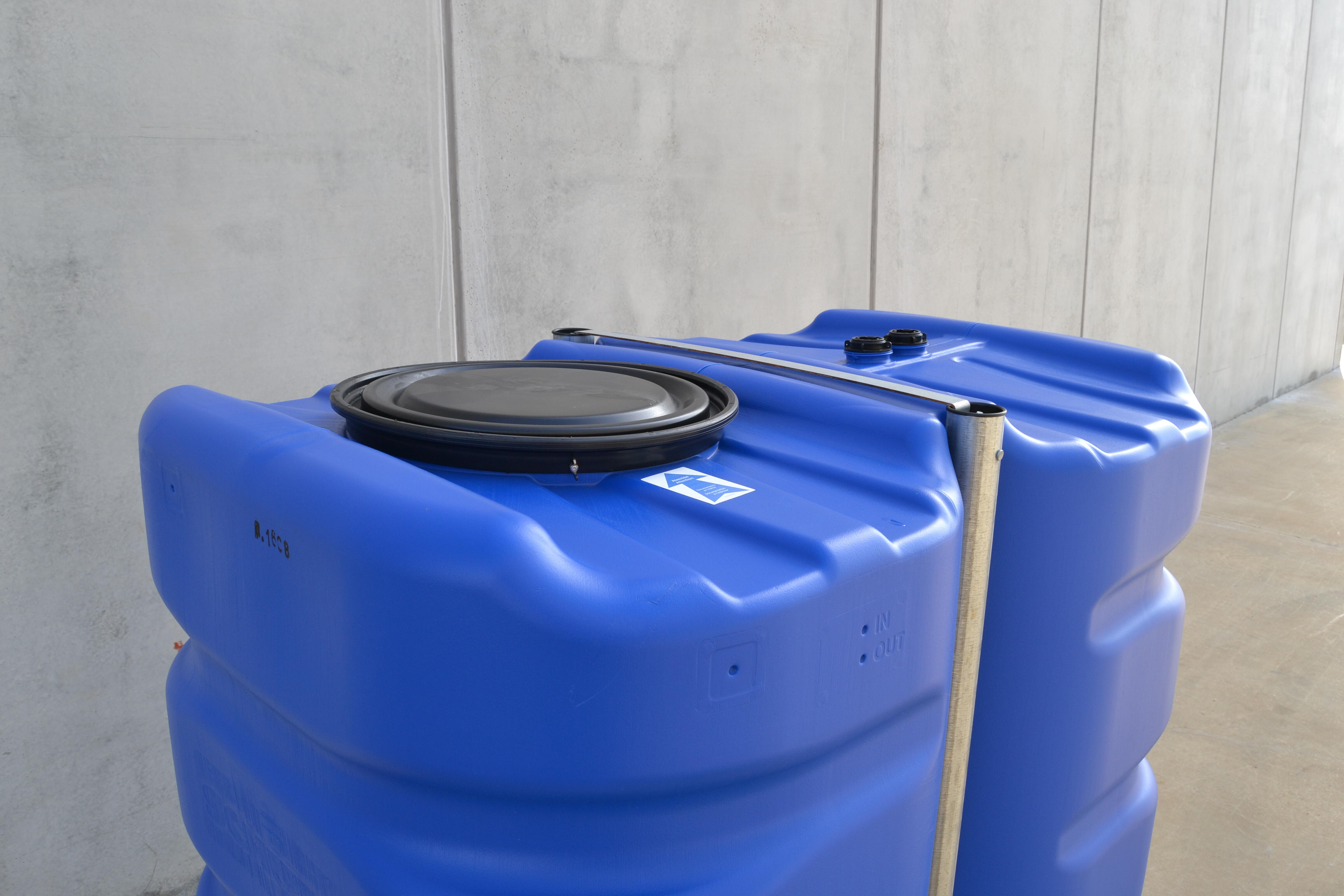 Récupérateur d'eau Aquablock SCHUTZ XL rectangulaire bleu , 3000 l - 9