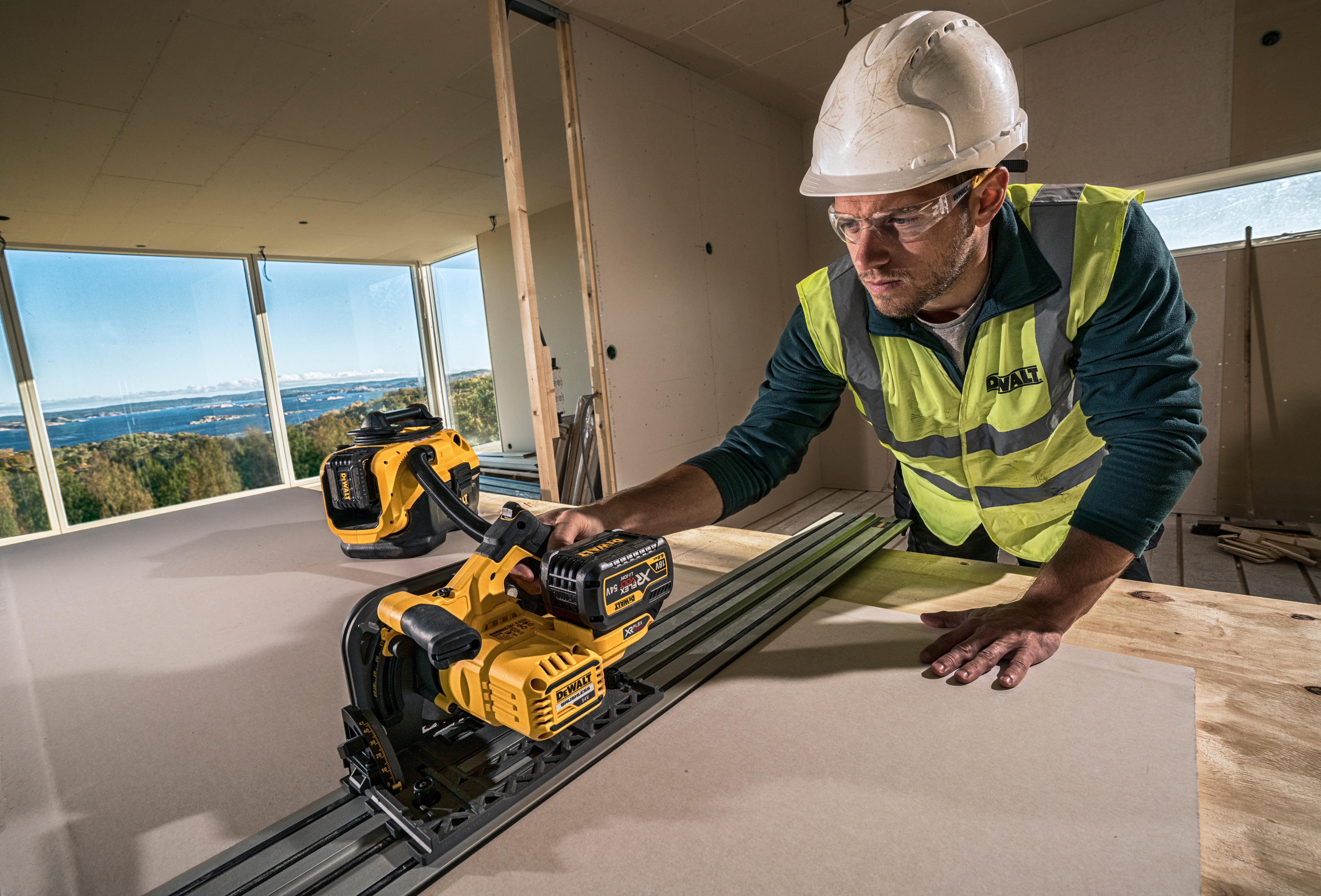 Aspirateur eau et poussières DEWALT XR 18V, Classe L Sans Batterie, DCV584L-QW - 3