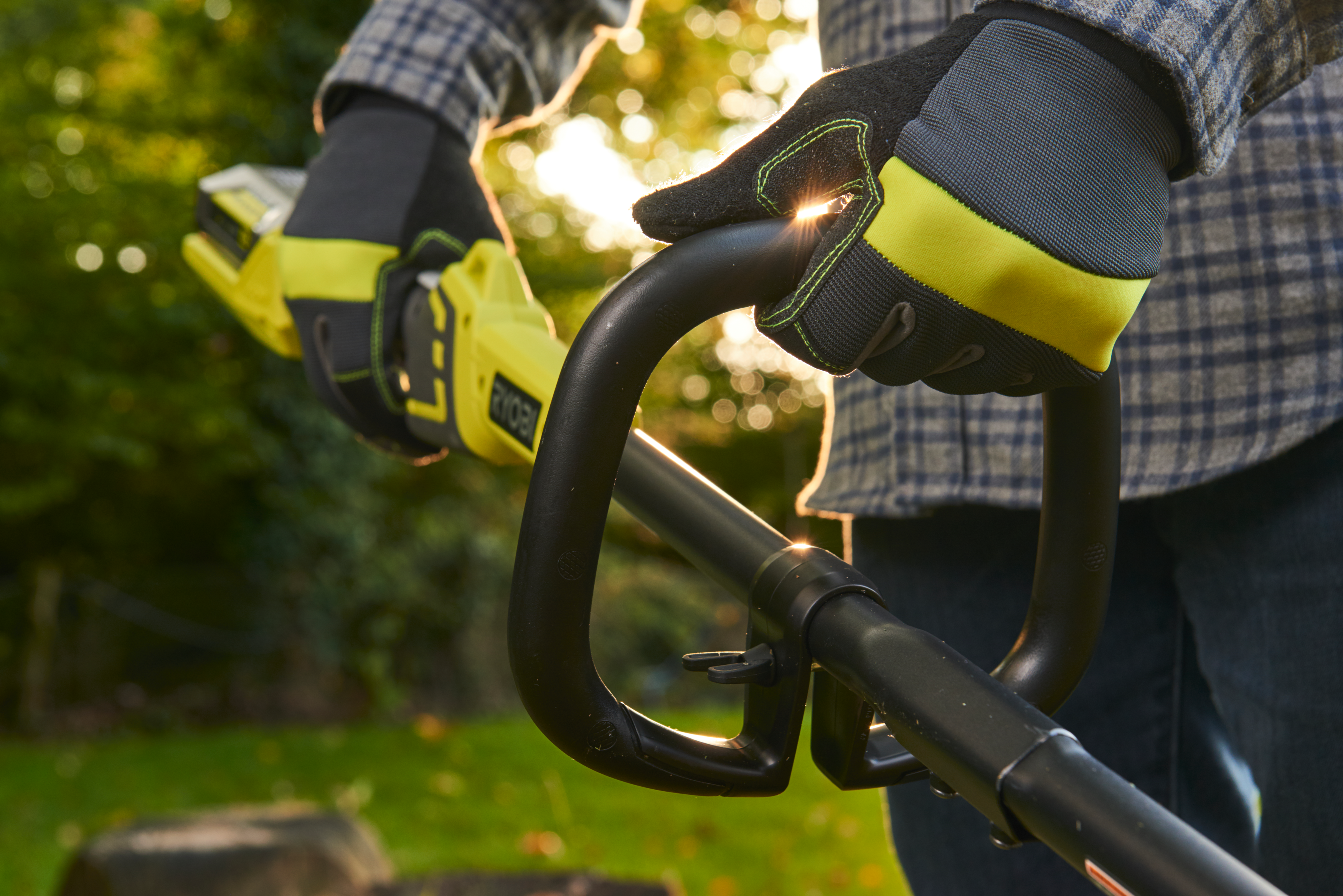 Coupe-bordure à batterie RYOBI Ry36lt33a-0 nu, l.33 cm, 36 V - 3