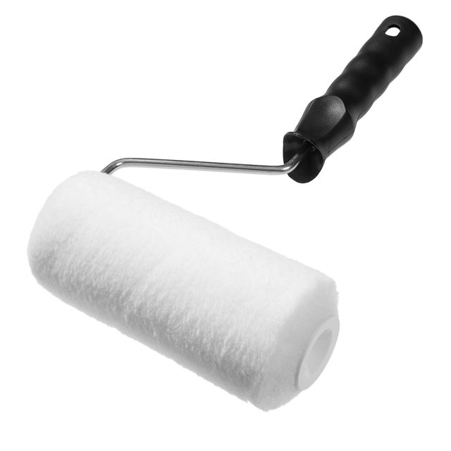 Rodillo para pintar fachadas lisas de 180 mm de anchura, 38 mm de diámetro, pelo largo (más de 12 mm). Fibra de poliéster. Varilla de acero.