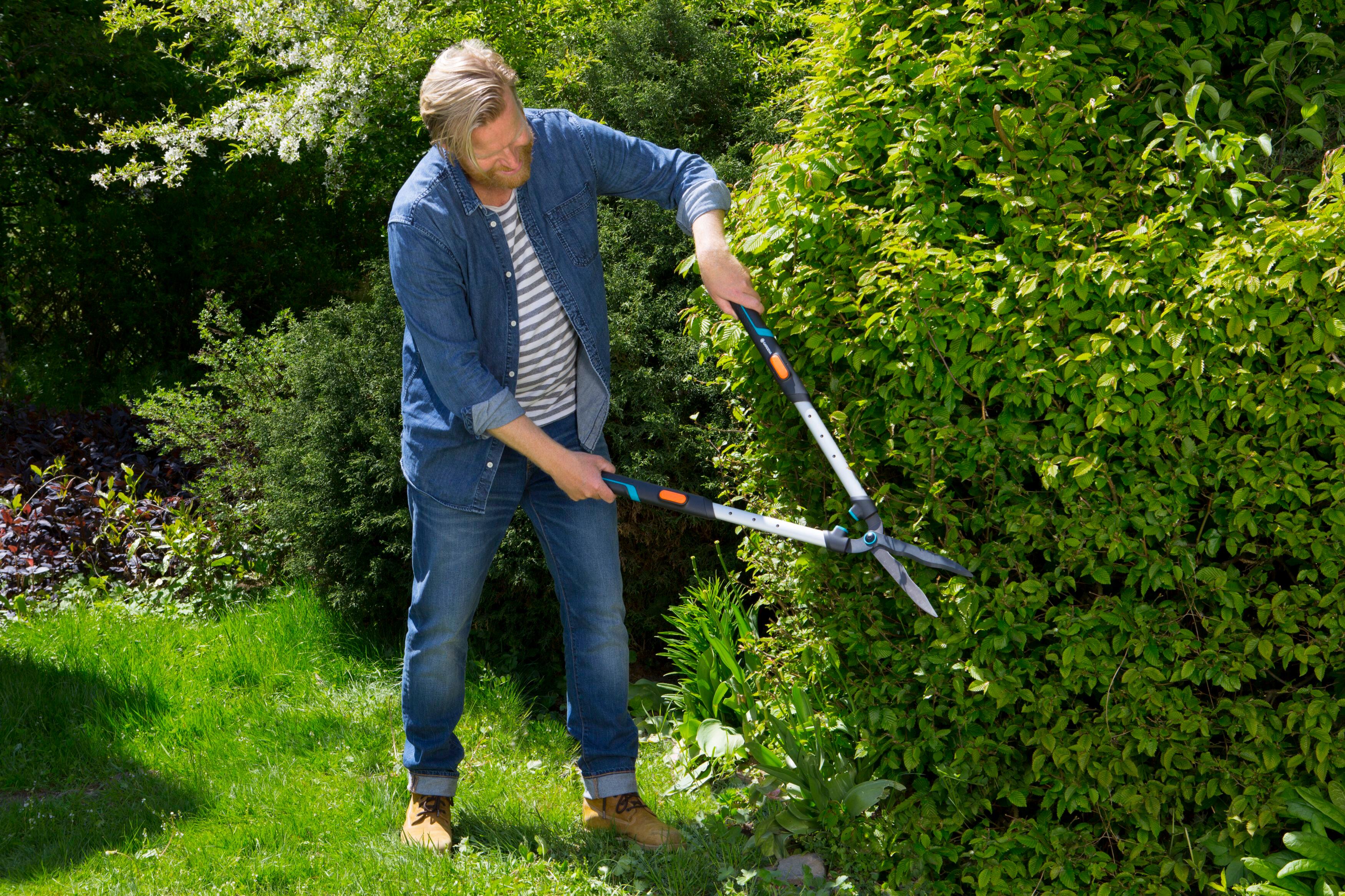 Cesoia tagliasiepi con lama ondulata 230 mm GARDENA TeleCut - 4
