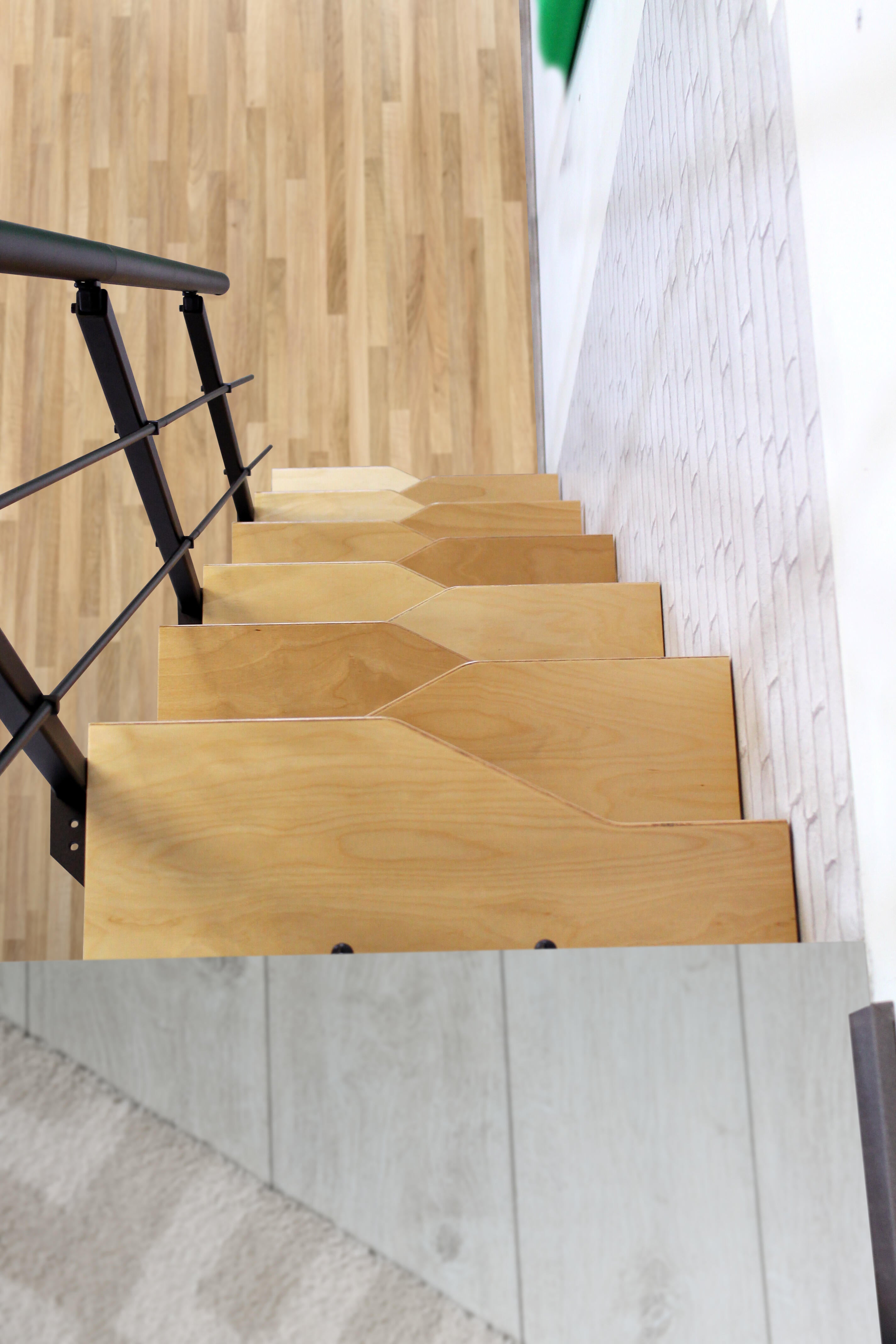 Escalier gain de place alu noir TEMPO, 11 marches, bouleau, l.70 cm - 9