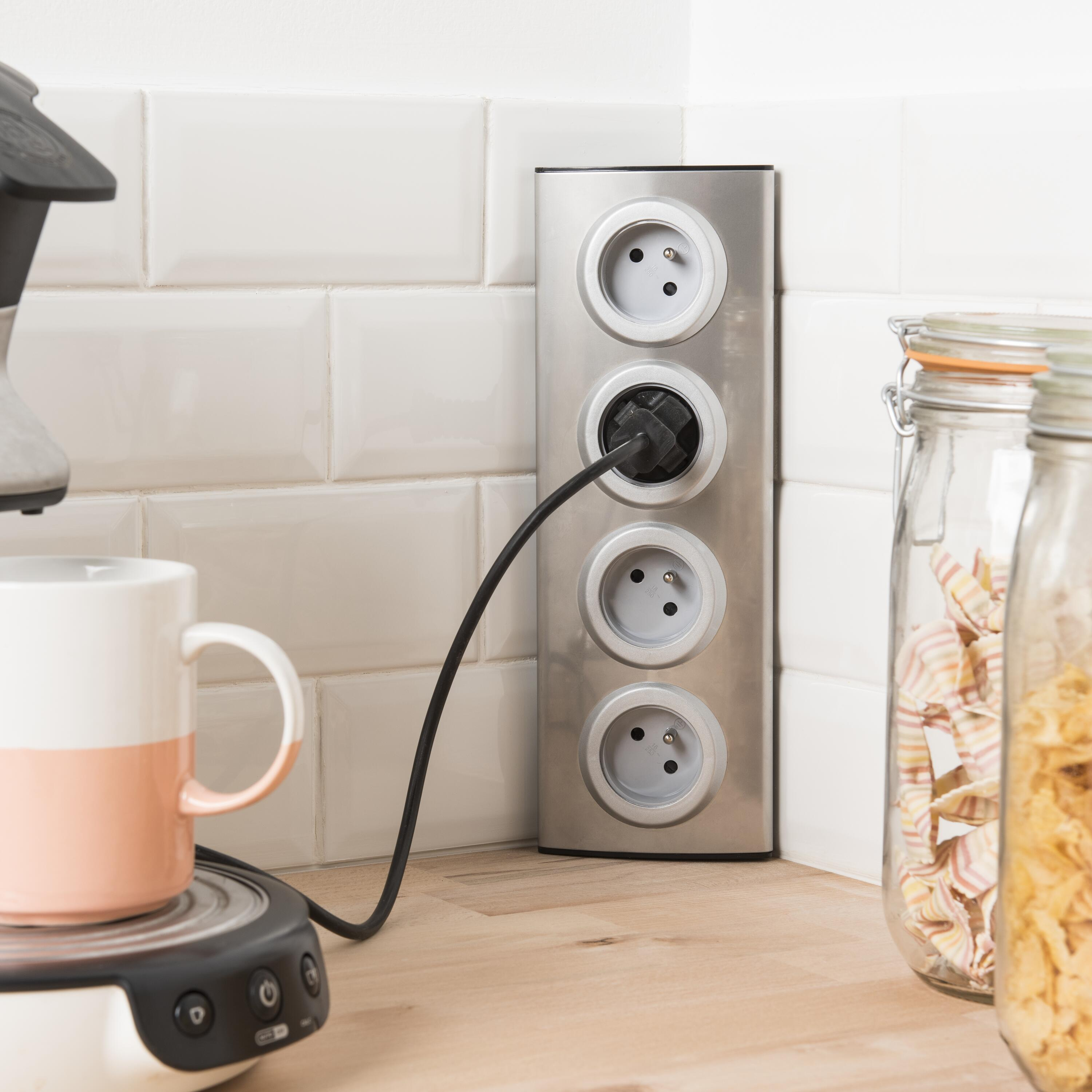 Multiprise d'angle à câbler, 4 prises, LEXMAN - 2