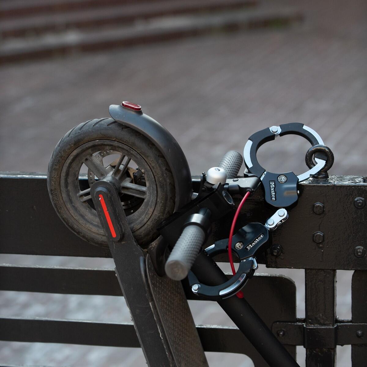 Antivol menotte pour trottinette MASTER LOCK, L.0.05 m x Diam.18 mm - 2