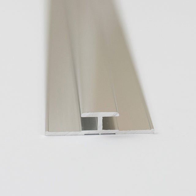 Profilé de raccort aluminium chromé, H.255 x l.3.3 cm, BREUER