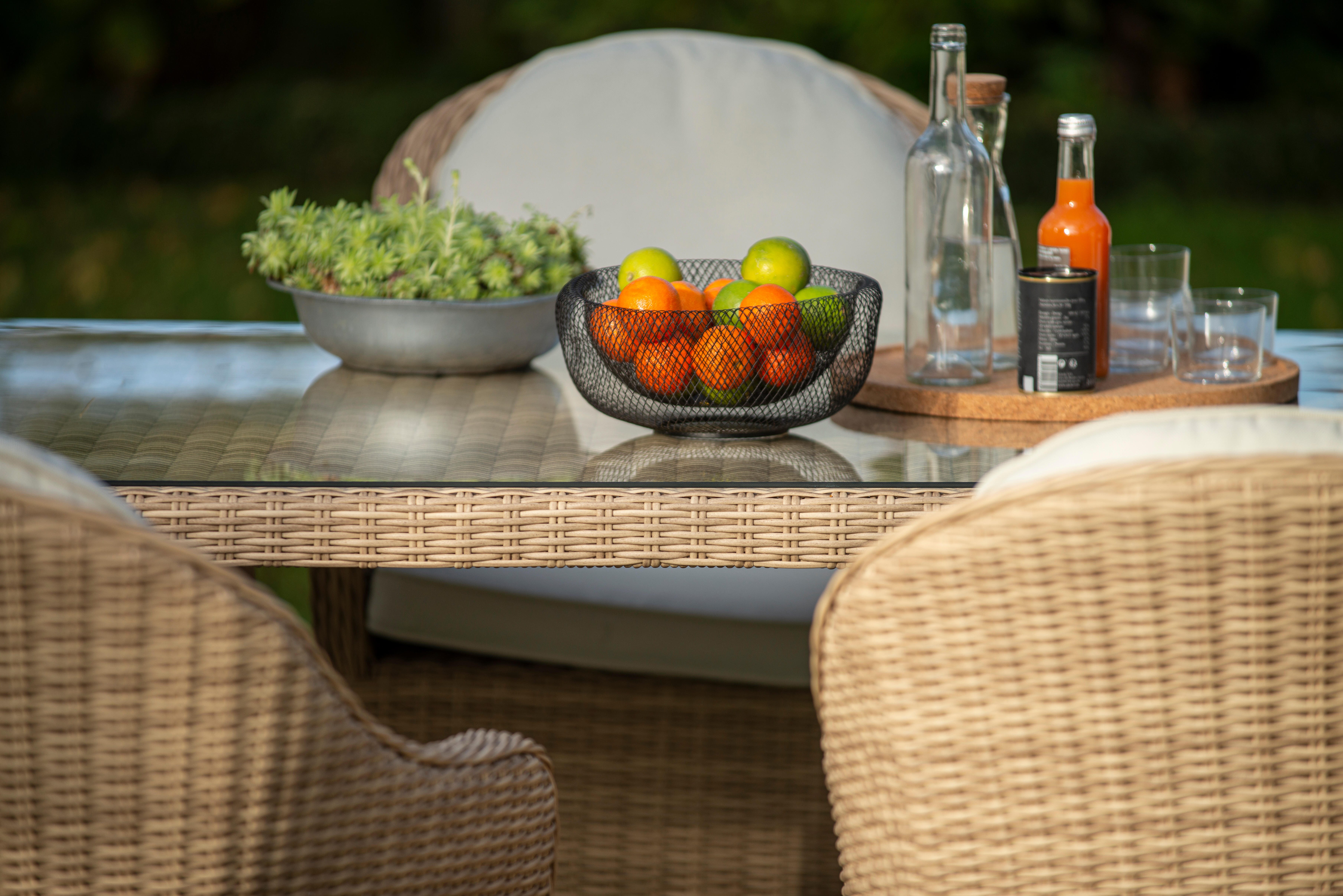 Tavolo da pranzo per giardino Medena NATERIAL in alluminio con piano in vetro beige per 6 persone 100x200cm - 30