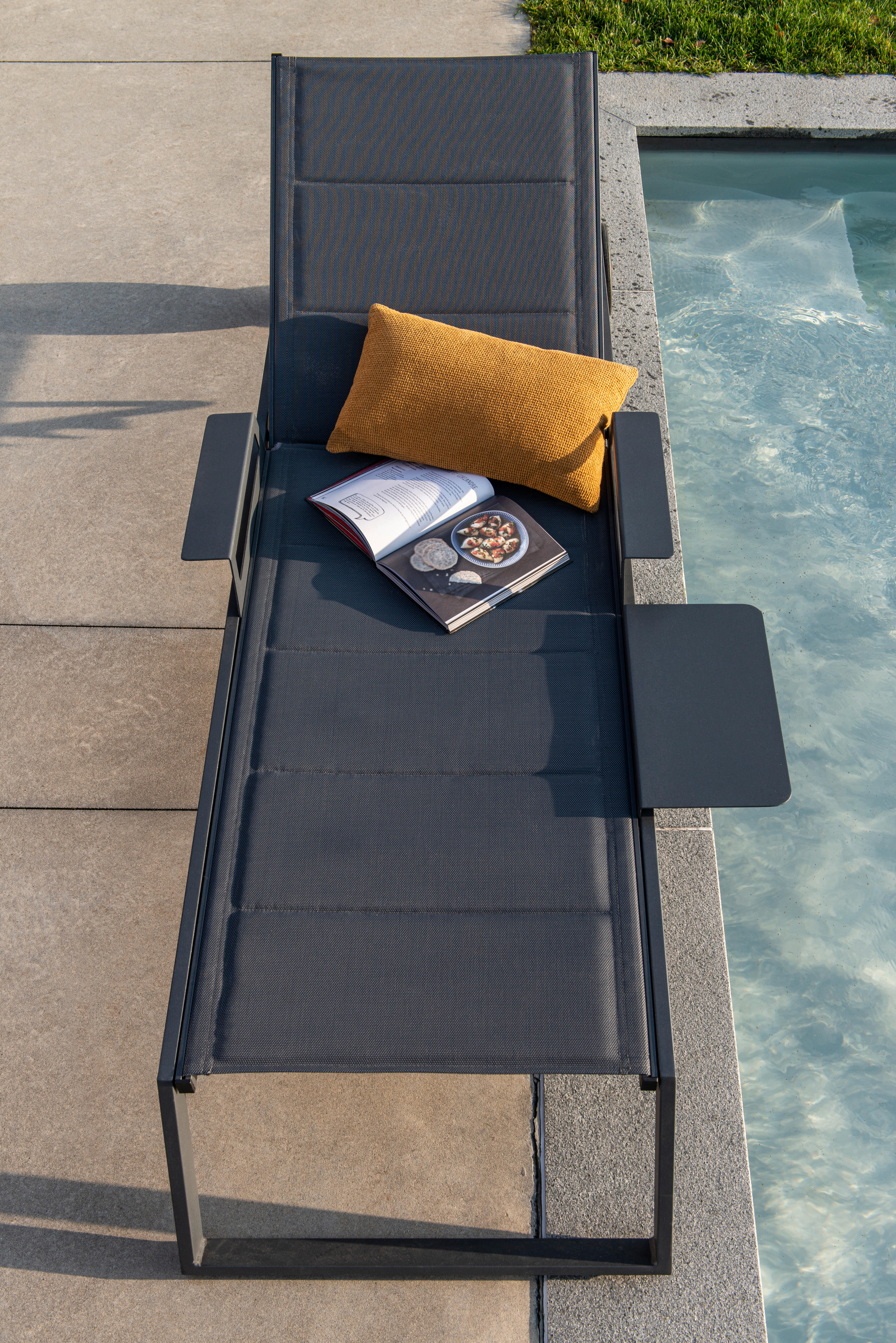 Bain de soleil en aluminium NATERIAL Odyssea gris - 3