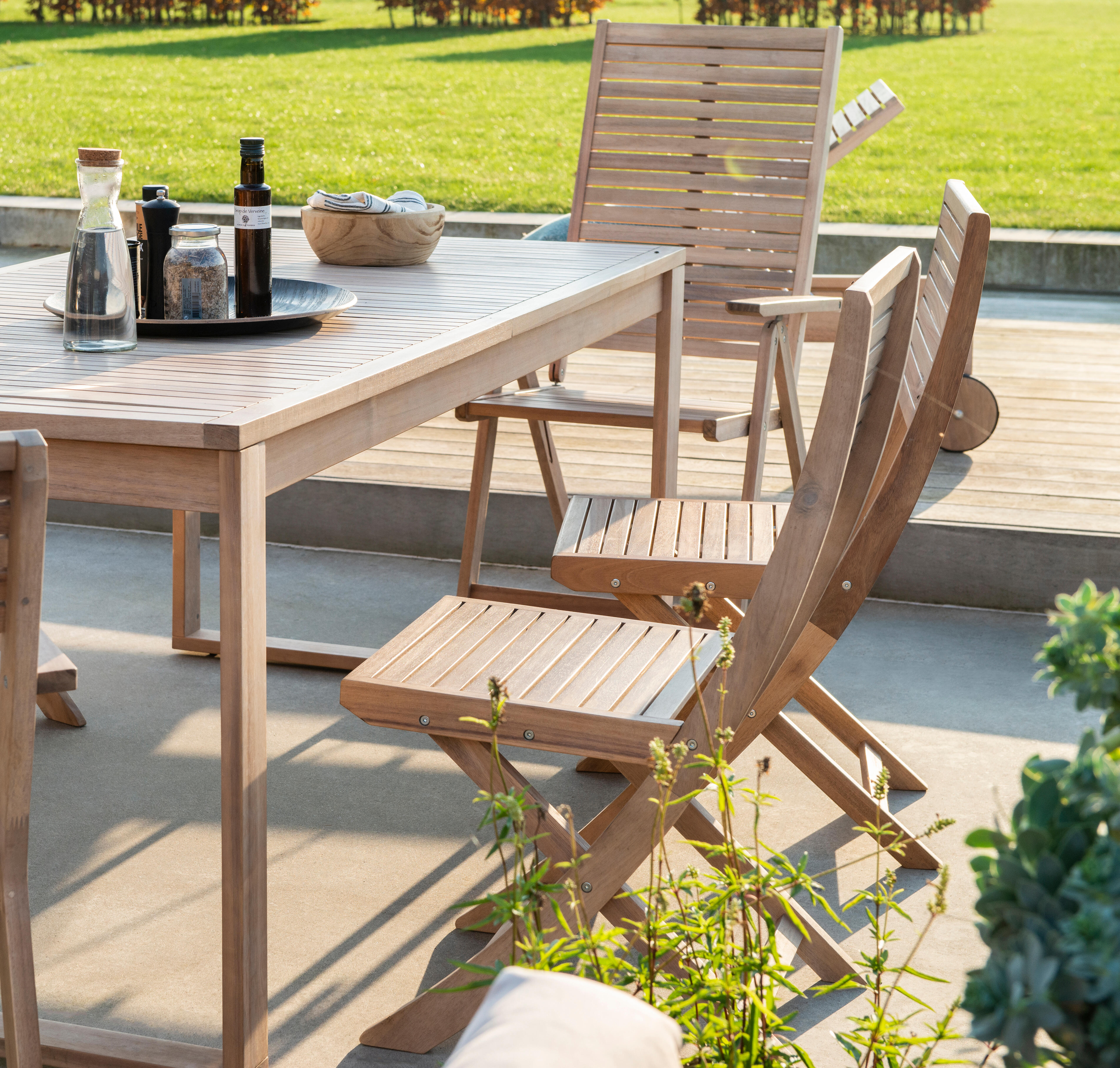 Sedia da giardino pieghevole in acacia Solaris NATERIAL, seduta in acacia beige - 8