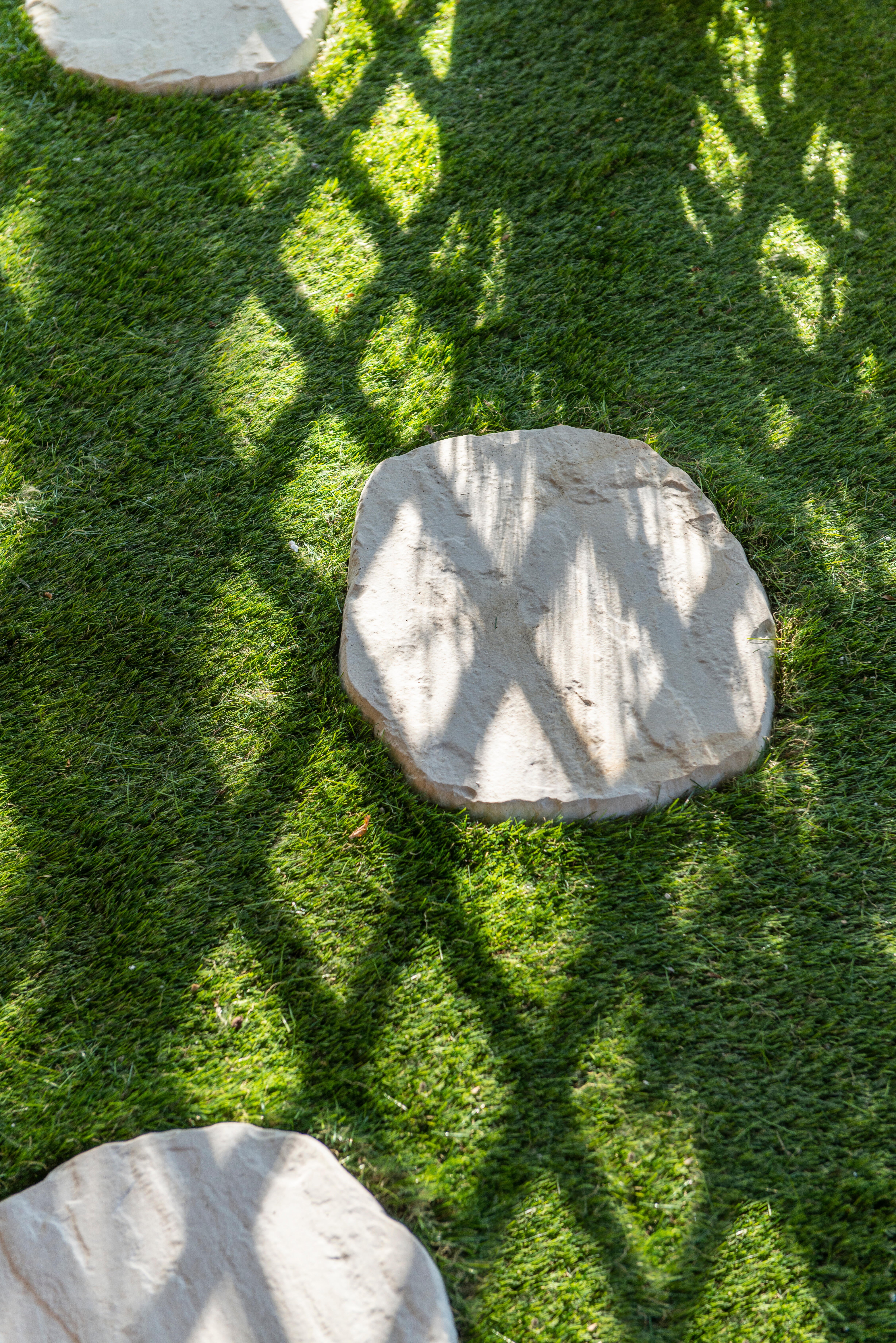 Pas japonais Fleur en béton sable, L.38 x l.32 x Ep.3.5 cm - 14