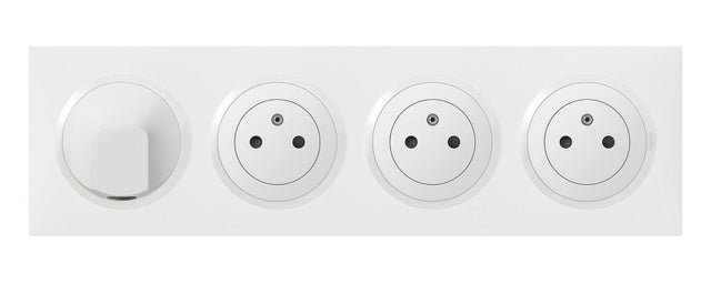 Sortie de câble et 3 prises avec terre Dooxie, LEGRAND, blanc