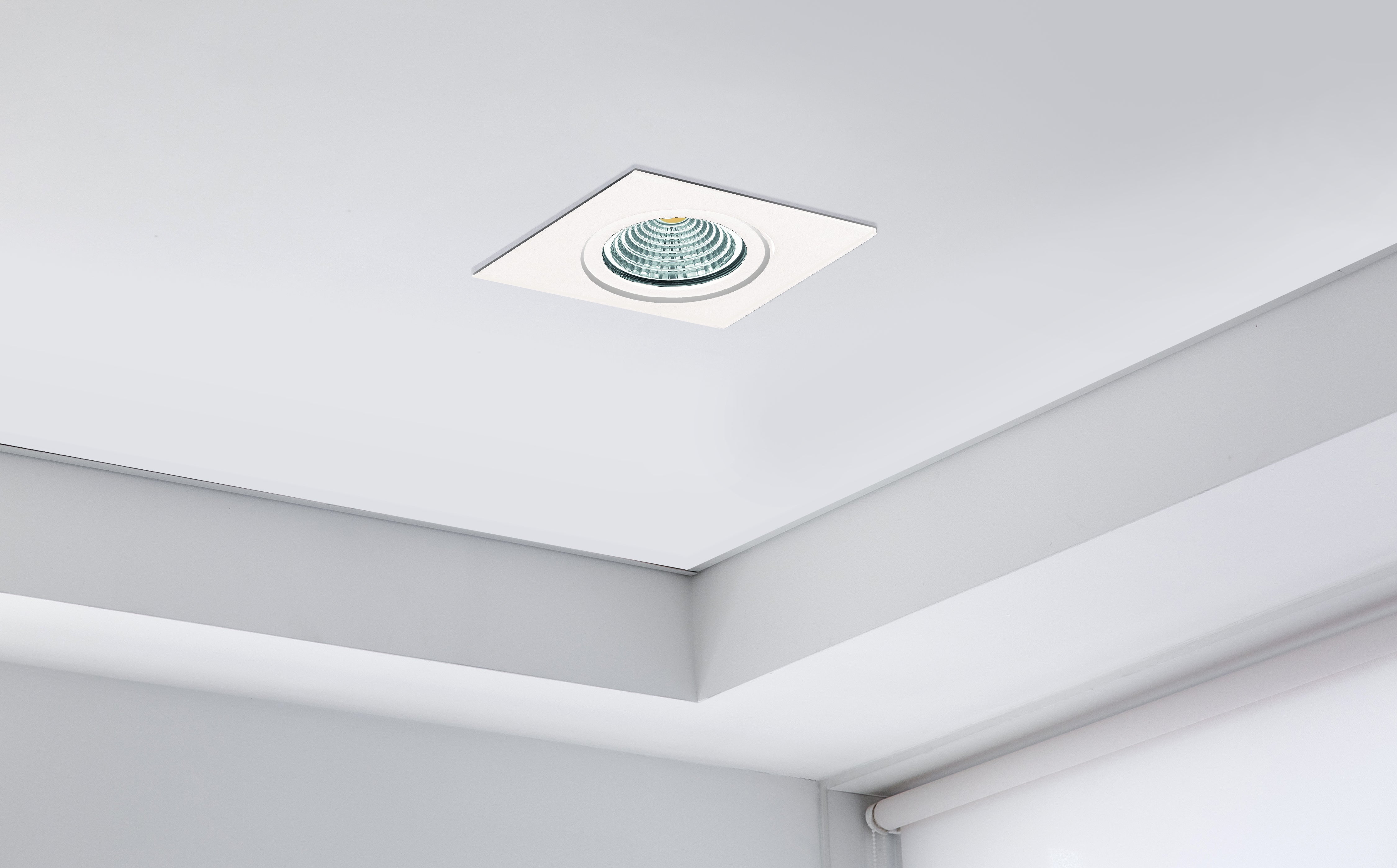 Kit 1 spot à encastrer orientable Saliceto module led, 2700K EGLO carré blanc - 3