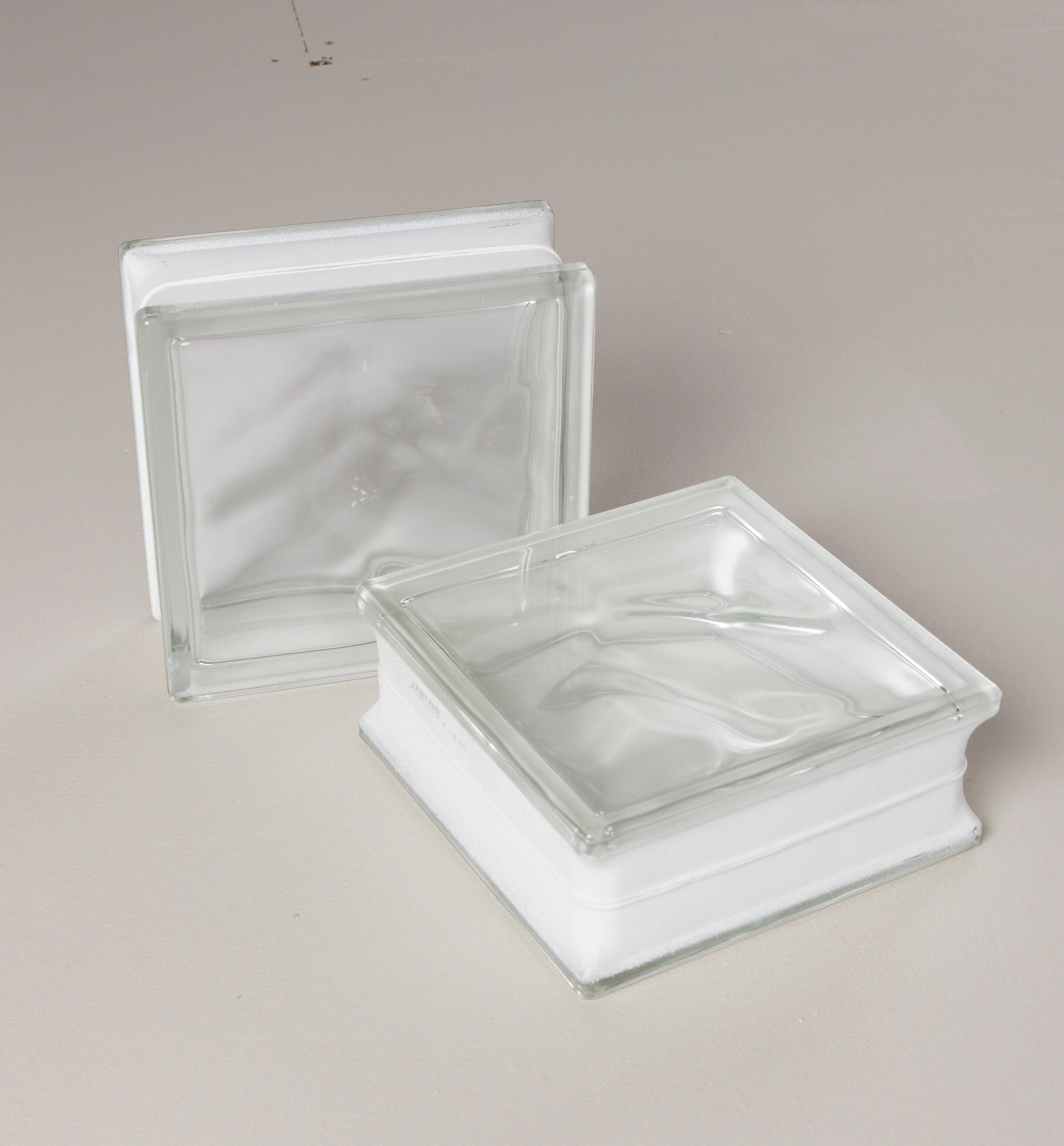Brique de verre incolore / transparent brillant - 4