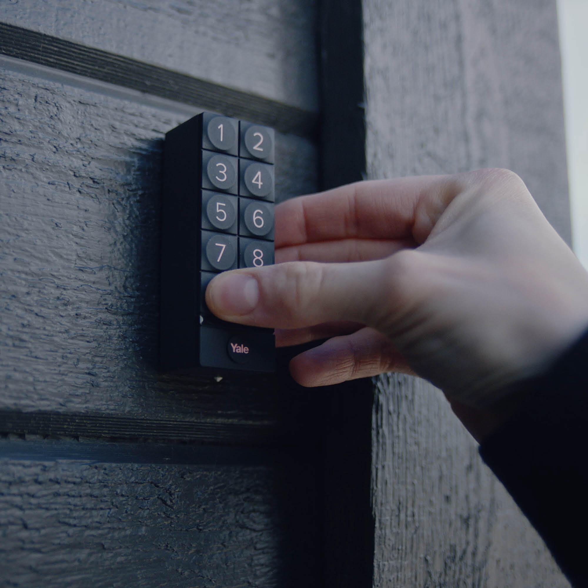 Clavier à code connecté YALE Noir pour serrure connectée Linus/Yale Home App - 3