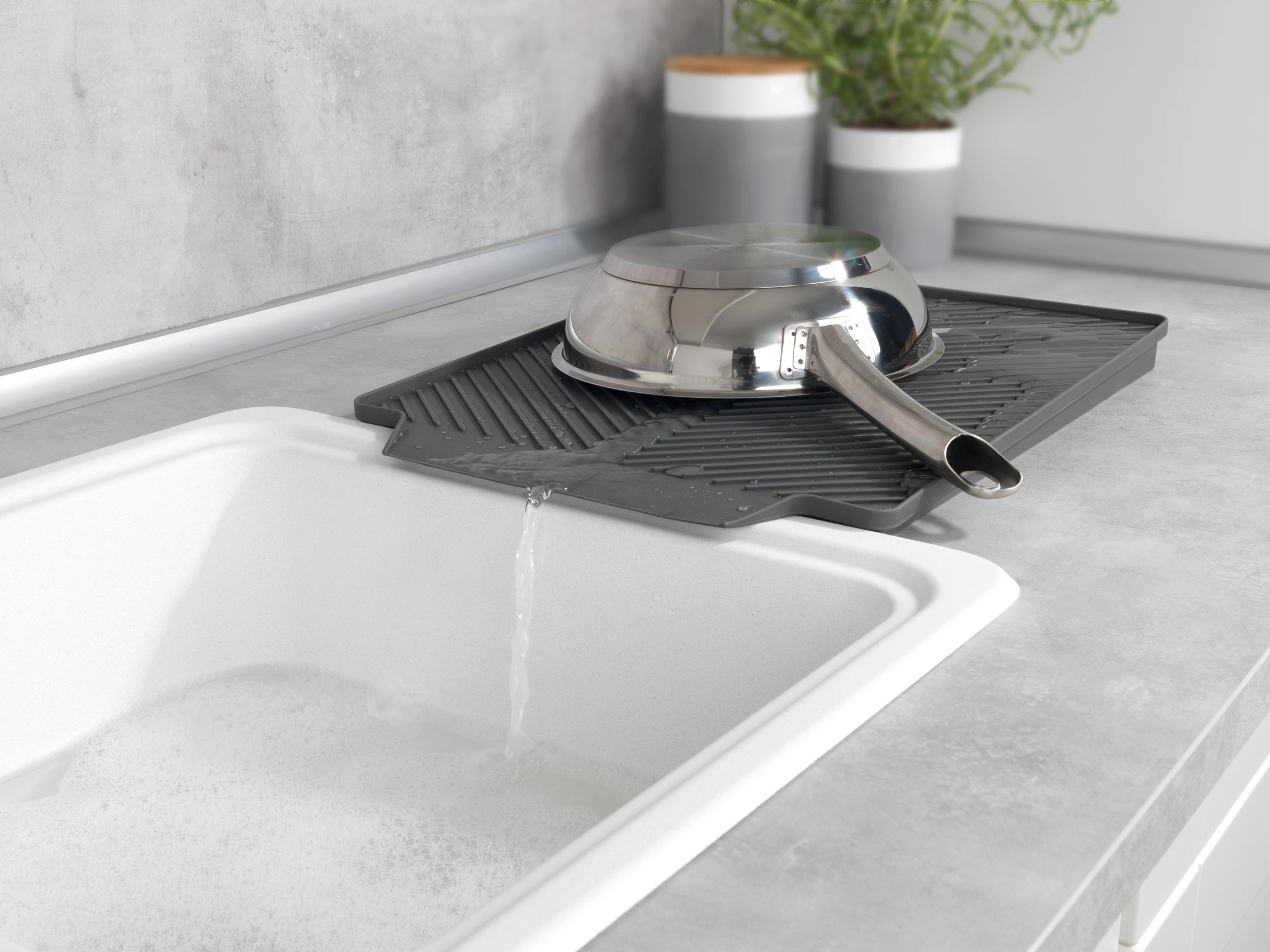 Tapis égouttoir linea 40x30x3 cm gris - 4