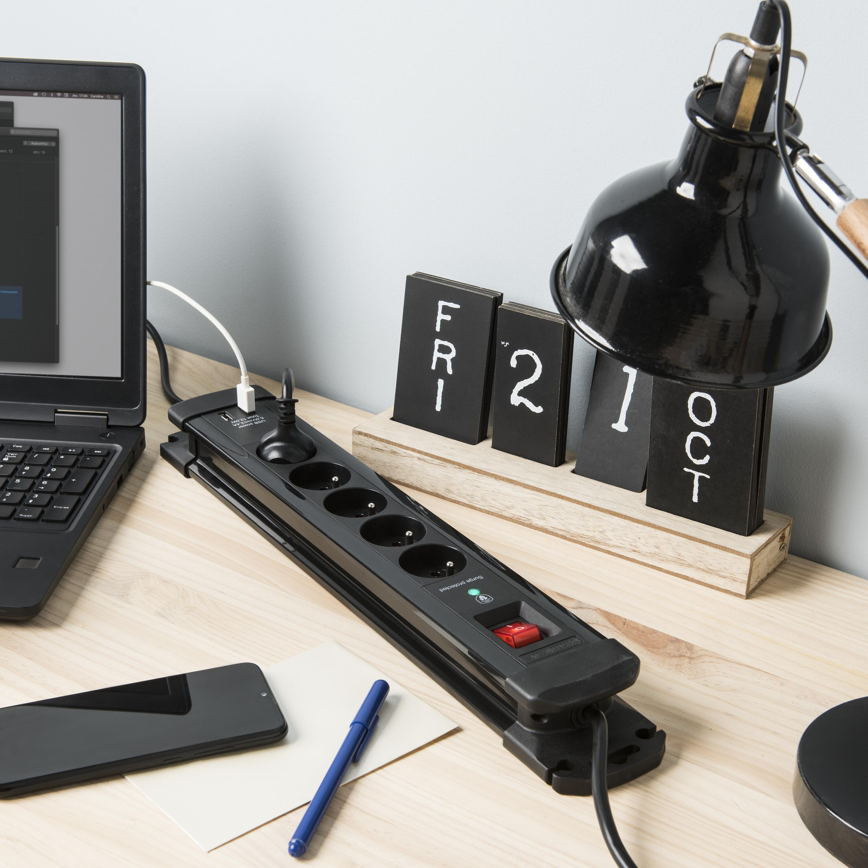 Multiprise USB parafoudre, 5 prises + 2 USB-A noir, 3680 W, LEXMAN - 2