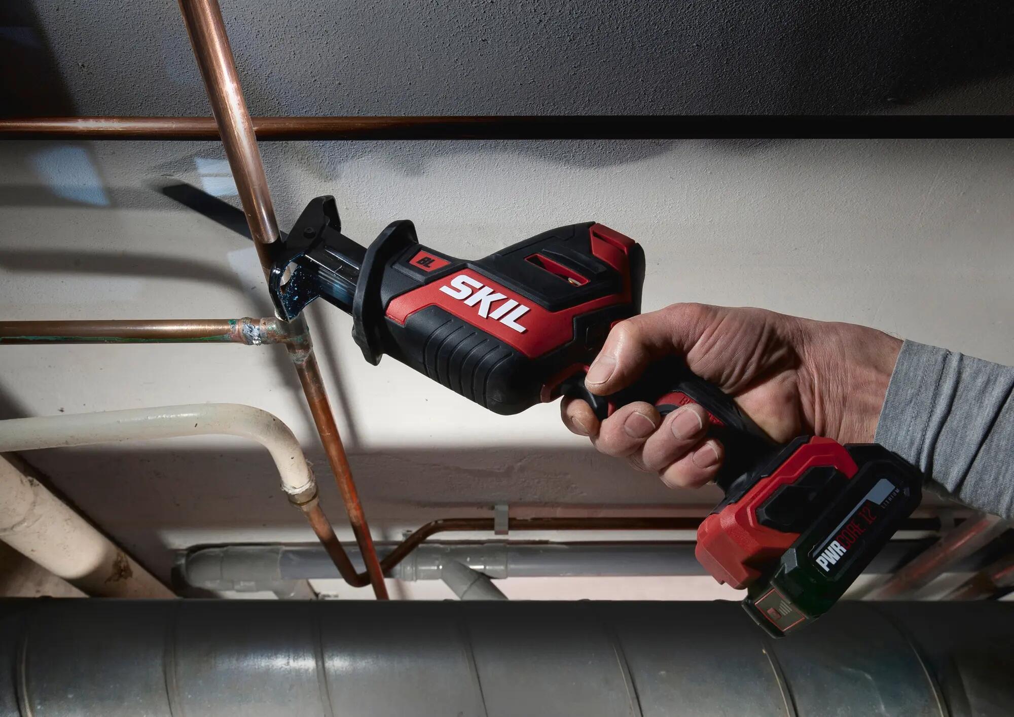 Scie sabre sans fil SKIL SW1E2481DA, 1 batterie, 12 V 2 Ah - 3