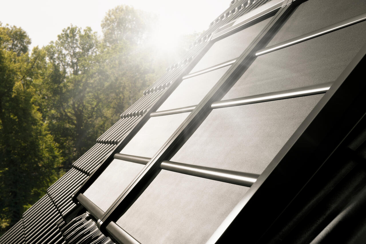 Estore exterior macia Velux SSS CK04 0000SA 55x98 cm preto - 5