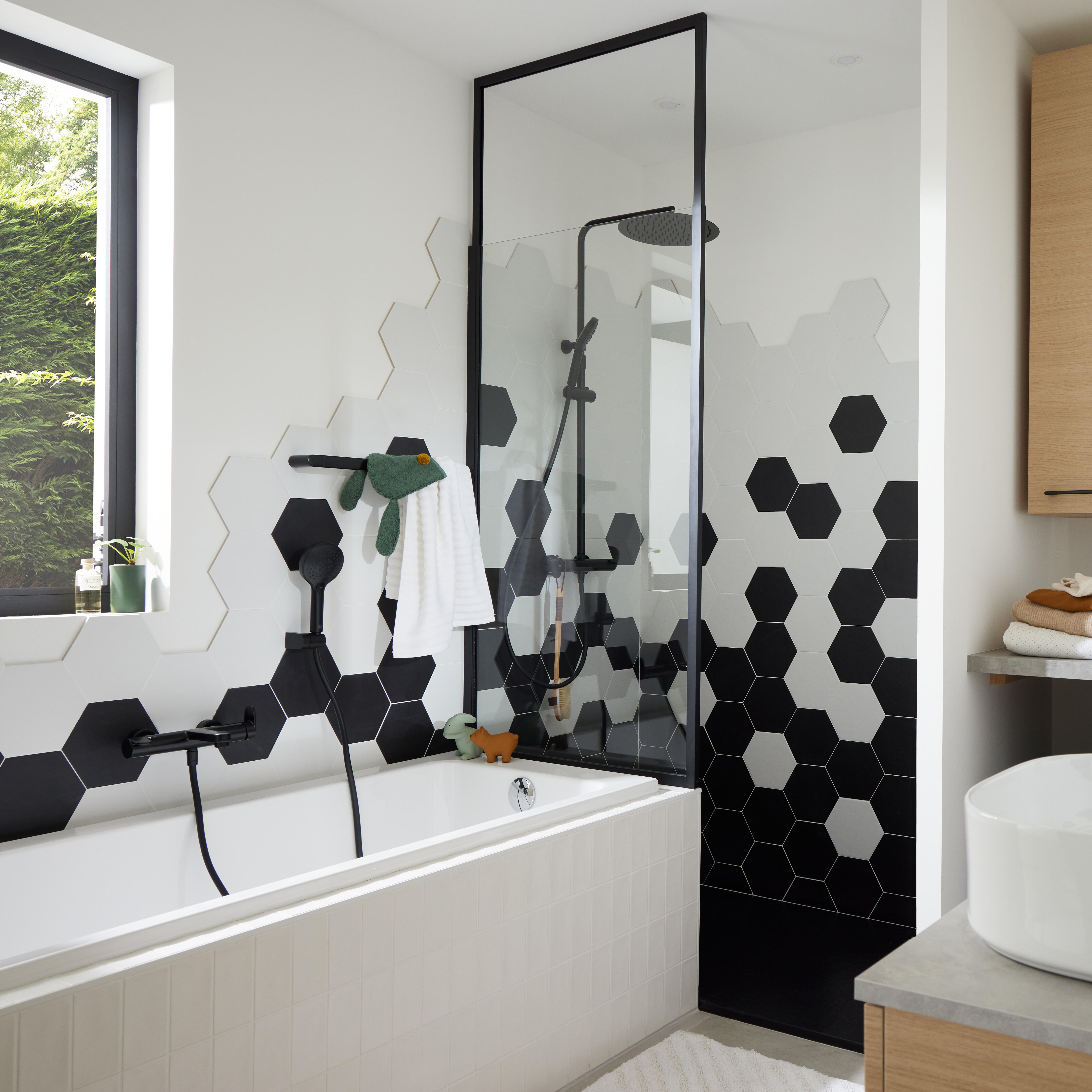 Pare-baignoire fixe transparent noir, H.155 x l.80 cm Unik - 5