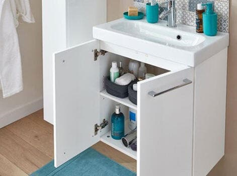 photo d'accessoires à poser dans une salle de bains