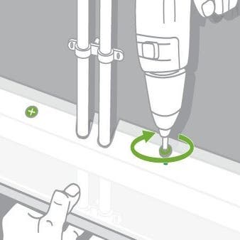 Comment cacher des tuyaux apparents dans une salle de bain ?
