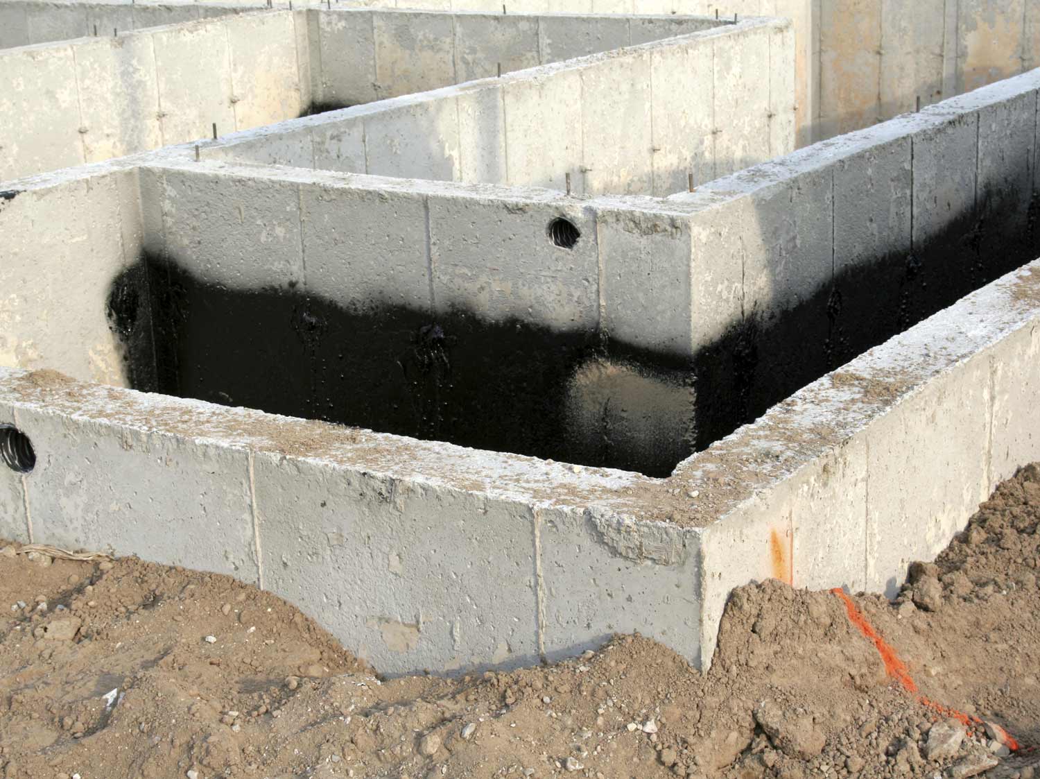 Comment isoler un tuyau d'eau extérieur - Bricolage Facile