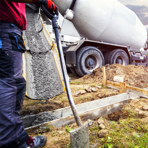 Livraison de beton tout pret a domicile avec une toupie beton Leroy Merlin