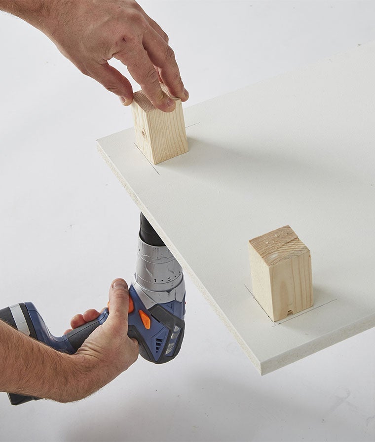 DIY : créer une étagère pour le salon
