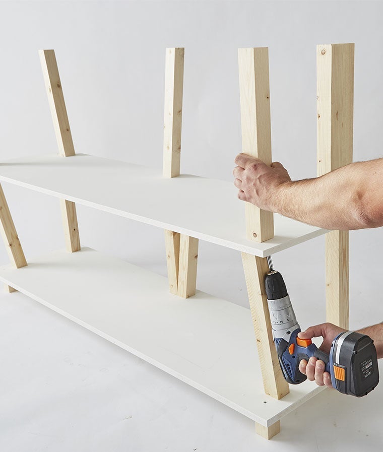 DIY : créer une étagère pour le salon
