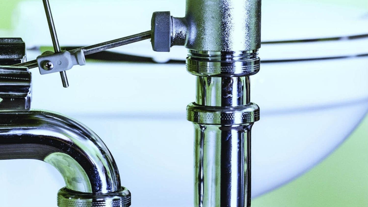 Quels outils de plomberie pour détecter une fuite d'eau ? - Action Bricolage