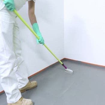 Comment appliquer une résine de sol ? | Leroy Merlin