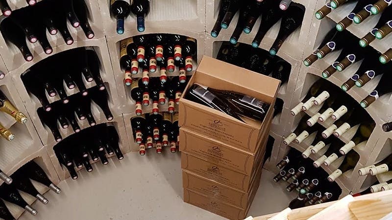 Comment choisir sa cave à vin électrique ? | Leroy Merlin