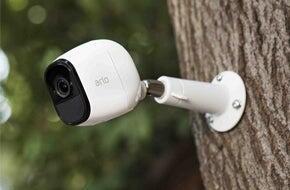 Une surveillance intérieure et extérieure - 0