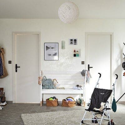Un vestiaire dans l'entrée