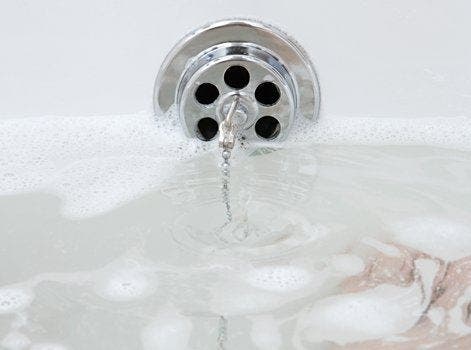Siphon et bonde de baignoire : quel système de vidage choisir