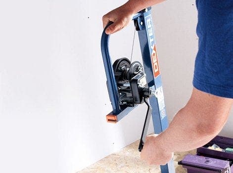 Comment choisir un lève-plaque ?