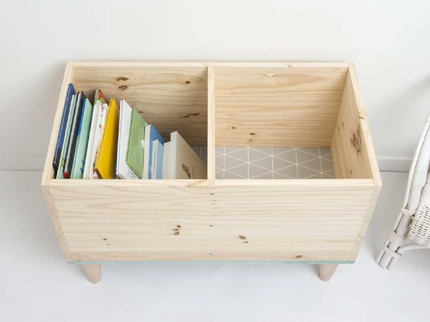 DIY : créer un coffre pour ranger ses livres d'enfant