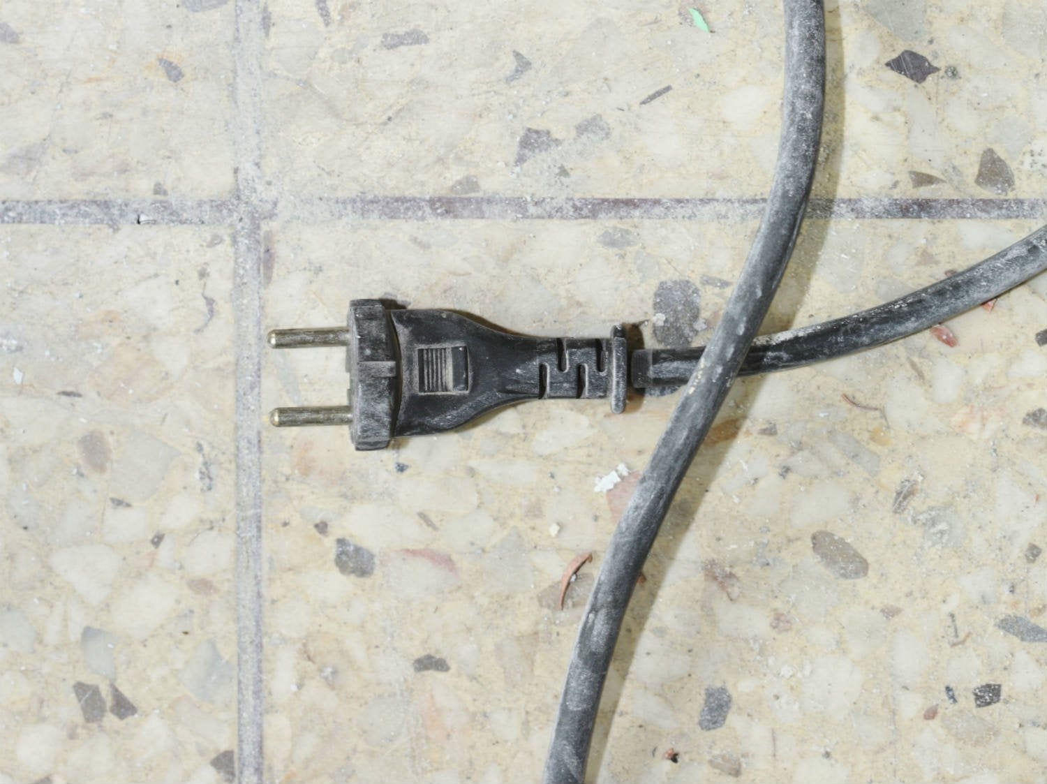 Comment réparer un fil ou un connecteur électrique 