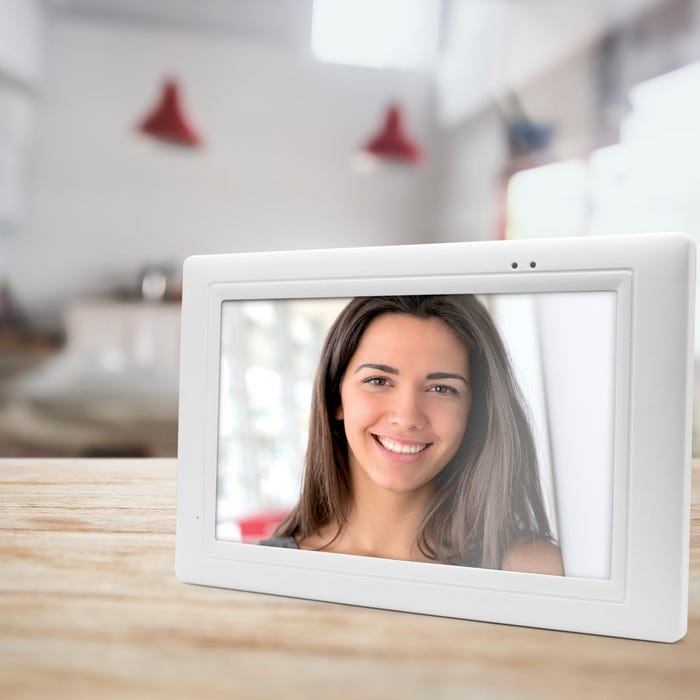 Visiophone sans fil Thomson Izzy chez Leroy Merlin