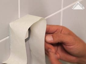 proteger interruptor com fita de pintor