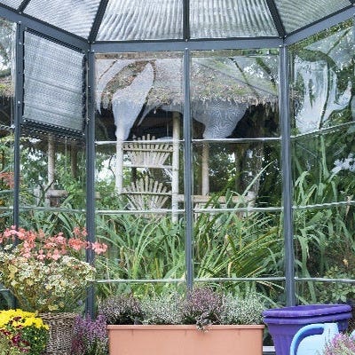 Un grand espace de jardinage