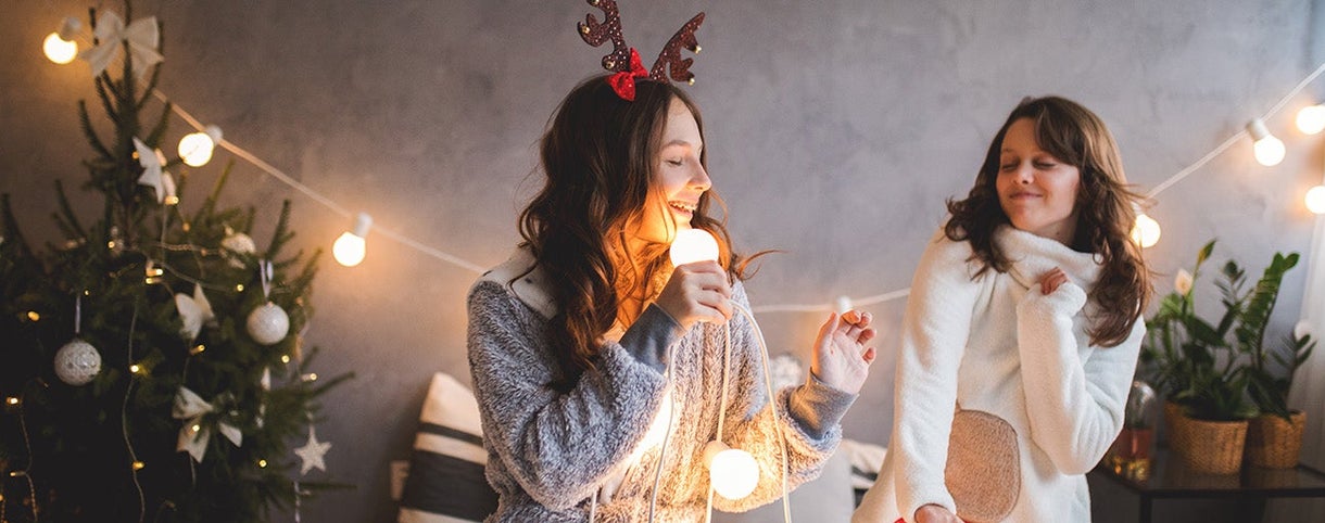 15 idées pour réaliser vous-même votre sapin de Noël en bois !