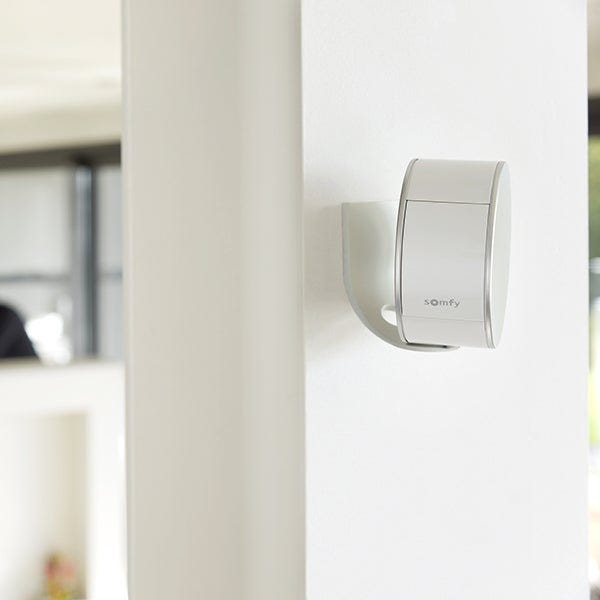  somfy-indoor-camera-support-mural