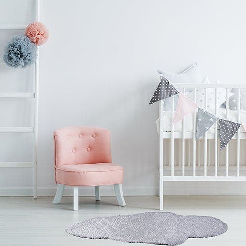 Cómo elegir la butaca perfecta para la habitación de un bebé