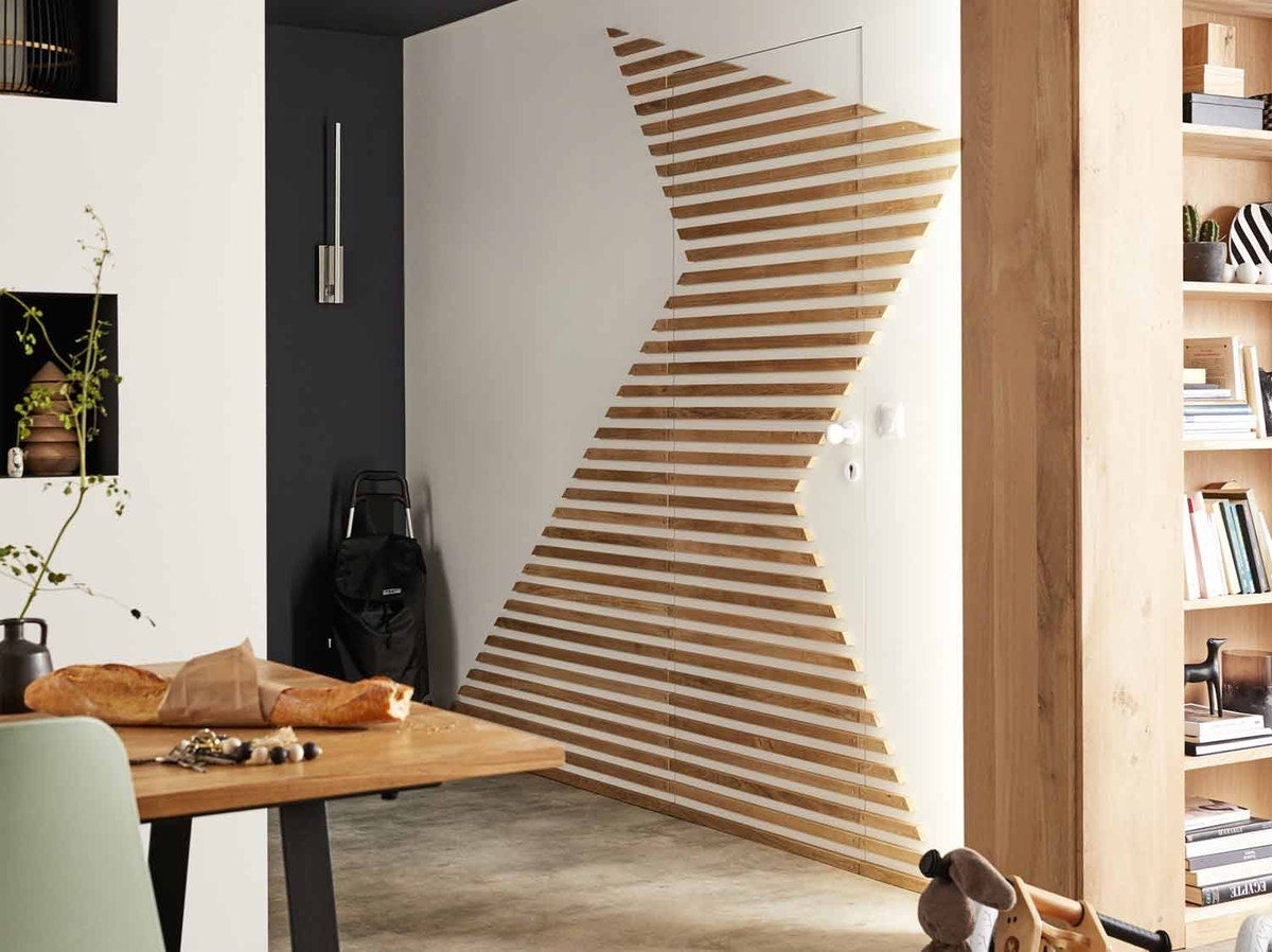 Comment installer des panneaux muraux en Tasseaux de bois au mur ? 